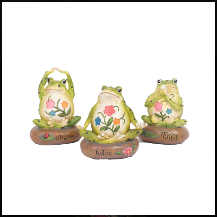 Home Garden Decor Ornament Gift Resin Frog Garden Statue Frog Playing Outdoor Sculpture Indoor Figurines